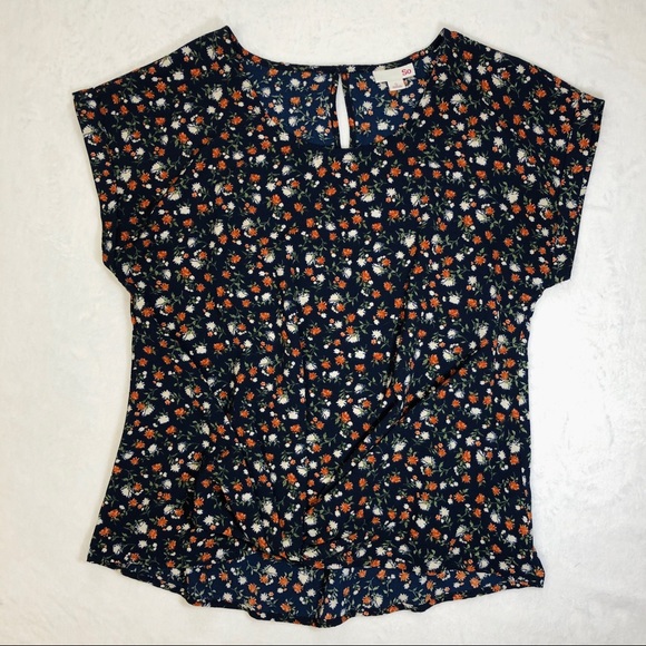 SO Scoopneck Twisted Front Keyhole Back Top in Navy Floral size Small - Picture 2 of 12